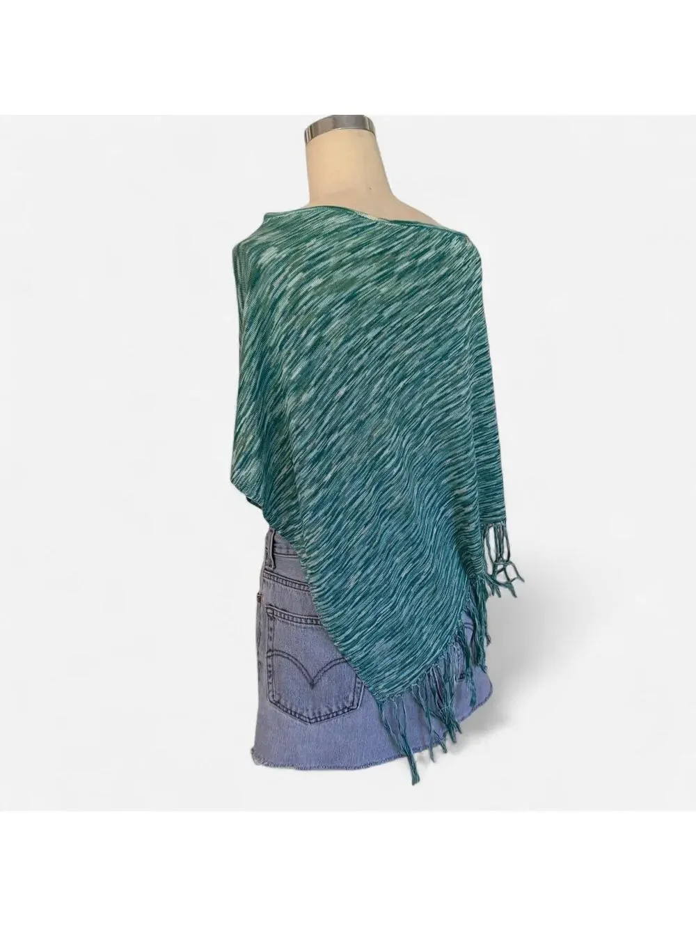 BCBG Y2K Green Marled Knit Fringe Poncho Shawl